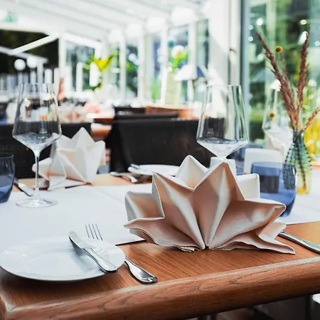מלון Seehotel Frankenhorst - Bw Signature Collection שוורין